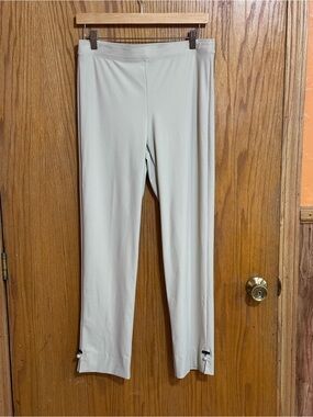 IC COLLECTION Light Beige sz medium Pearl Detail Ankle Pants